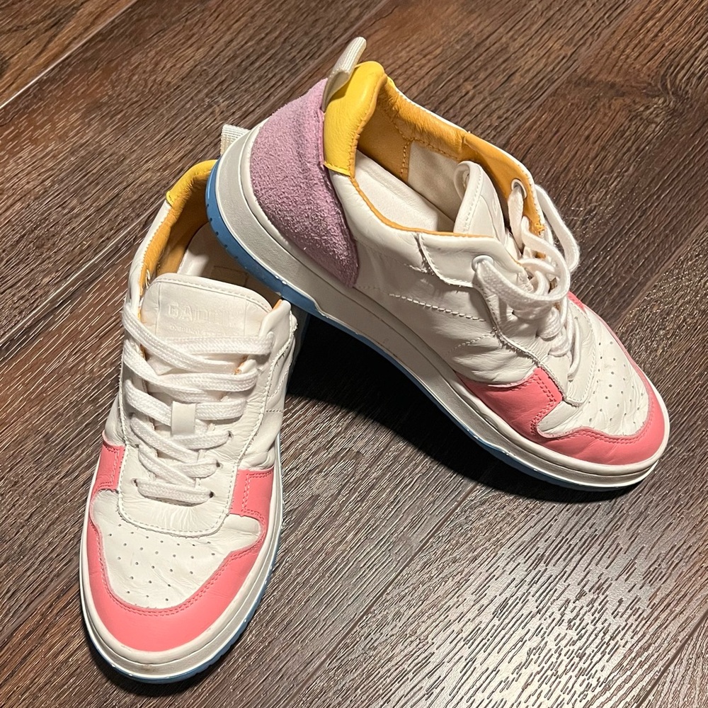 Trendy Pink and White Women's Sneakers